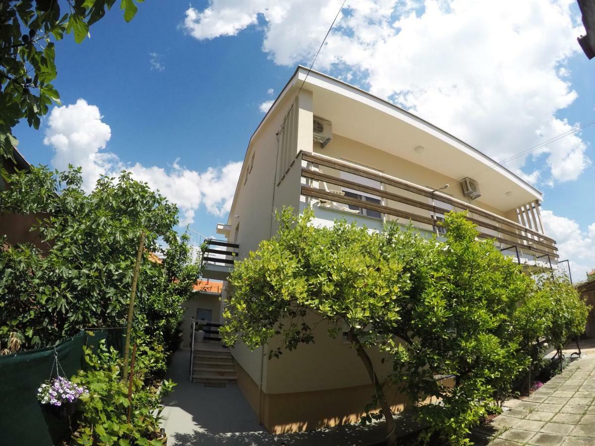 Apartments Suzy Zadar Exteriör bild